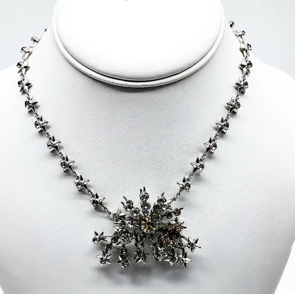 Vintage Silver Tone Rhinestone Statement Necklace - Picture 3 of 11